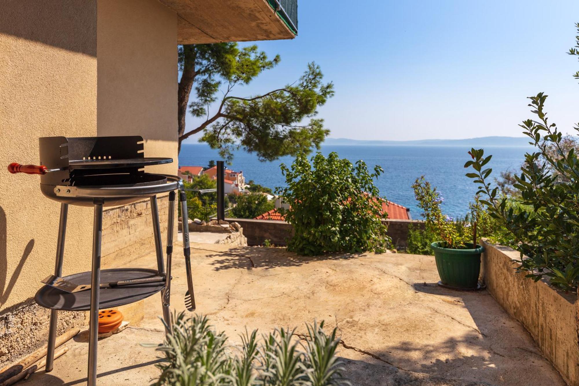 Holiday Home Barbara Трогир Екстериор снимка